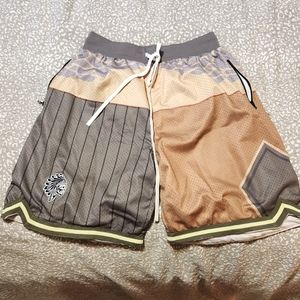 SAVS UNION TRAV INSPIRED SHORTS